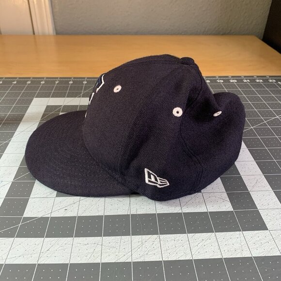 New Era Hat Mens 7 1/4 Cal State Fullerton Titans Cap Blue Fitted Wool College - Picture 3 of 10